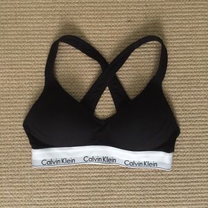 NWOT Calvin Klein padded bra